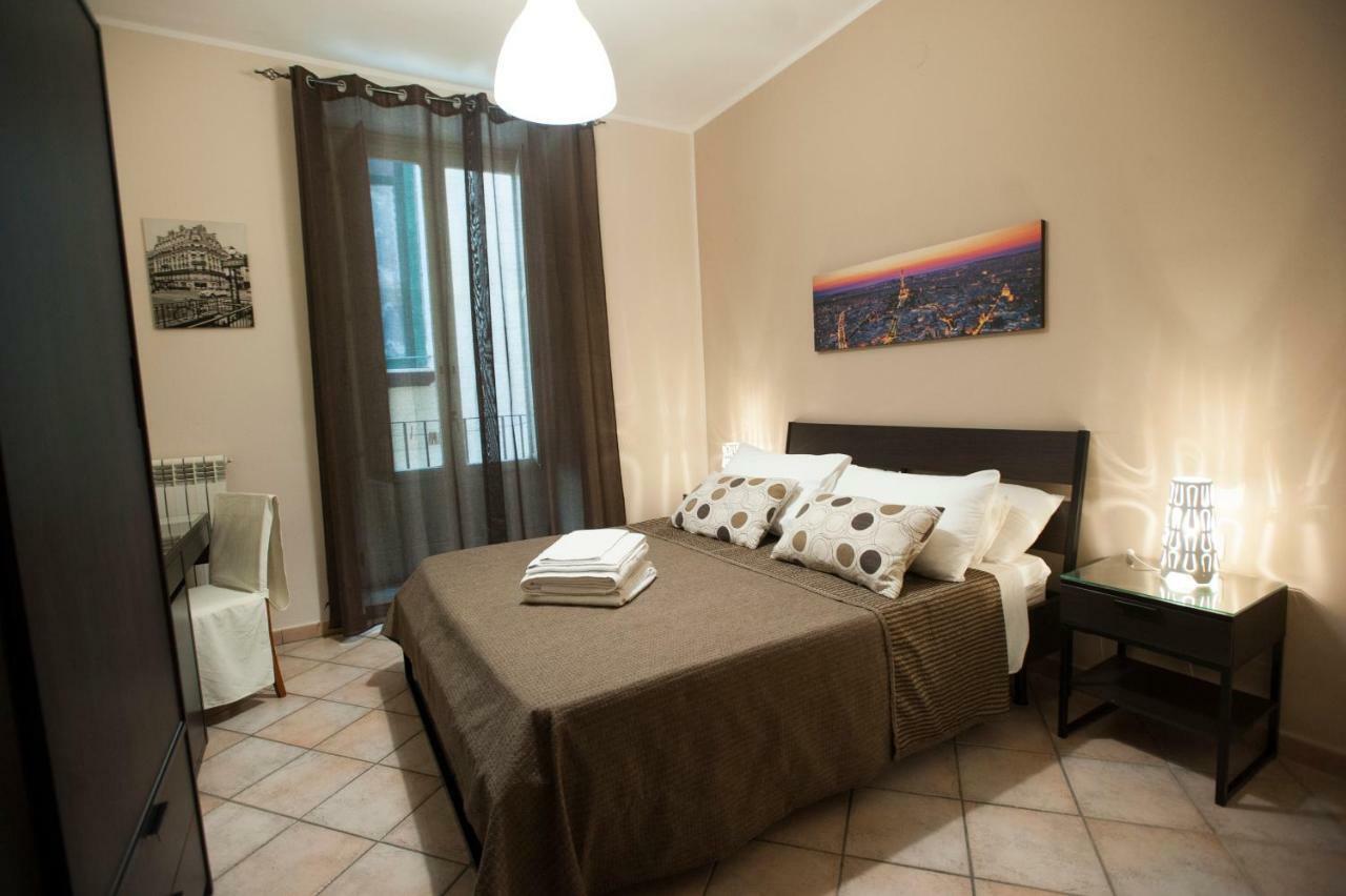 Camera Matrimoniale Deluxe (2 Adulti + 1 Bambino)